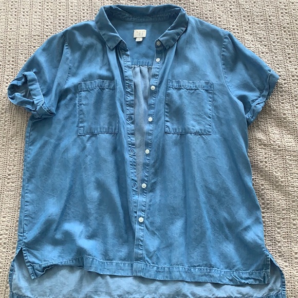 a new day Tops - Chambray Short Sleeve Button Down